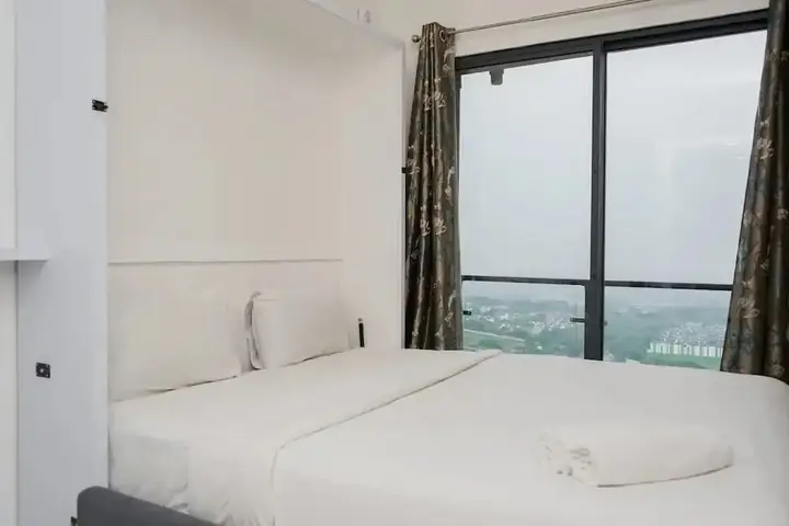 Elegant And Comfortable Studio Sky House Bsd Apartment — фото 4