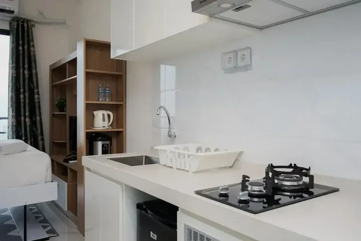 Legok: Elegant And Comfortable Studio Sky House Bsd Apartment