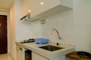 Legok: Fully Furnished With Cozy Design Studio Sky House Bsd Apartment