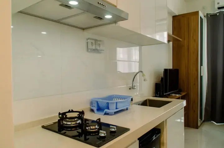 Legok: Fully Furnished With Cozy Design Studio Sky House Bsd Apartment