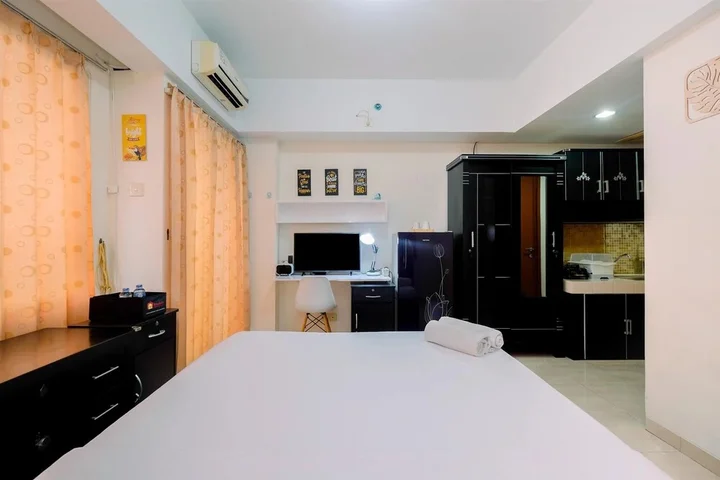 Депок: Cozy Living Studio Apartment At Margonda Residence 3