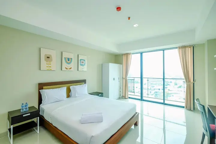 Джакарта: Fancy And Nice Studio Apartment At Nine Residence