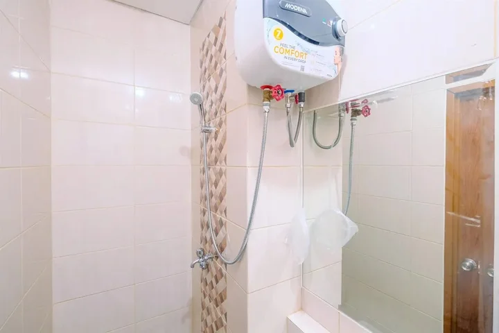 Депок: Comfortable Studio Room At Dave Apartment