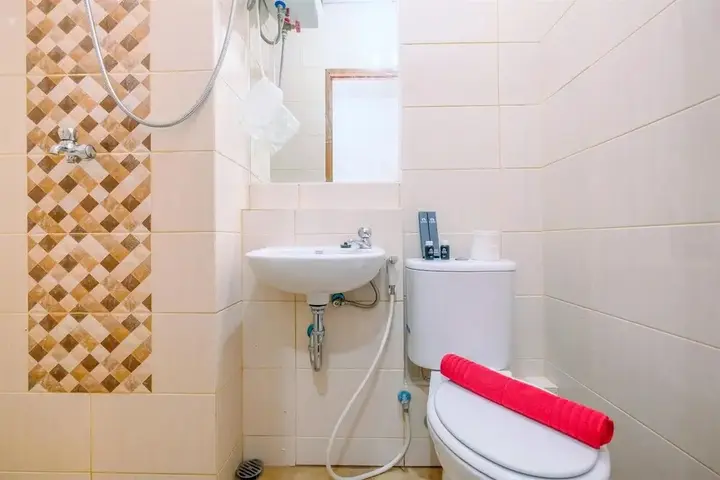 Депок: Comfortable Studio Room At Dave Apartment
