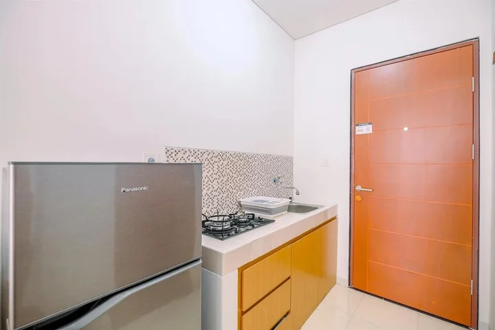 Депок: Comfortable Studio Room At Dave Apartment