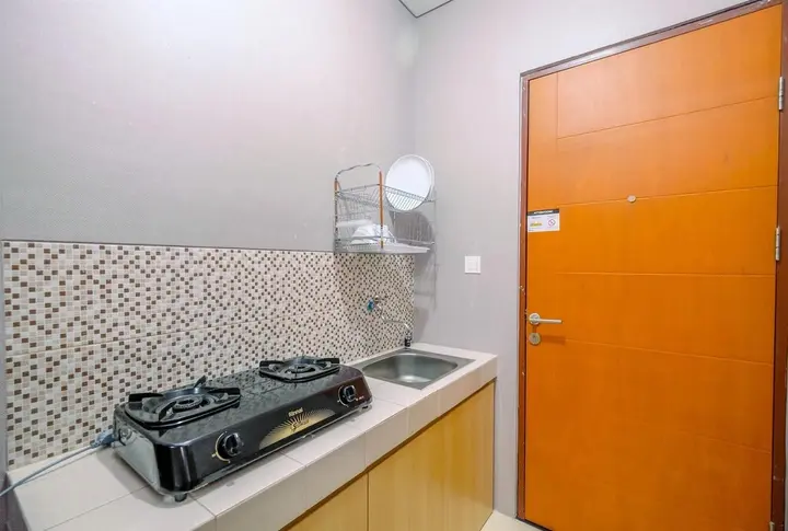 Депок: Affordable Price Studio At Dave Apartment