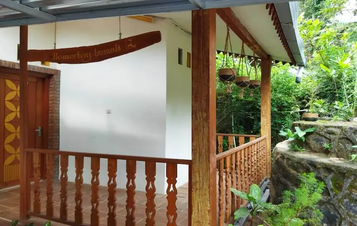 Боробудур: Borobudur Kampung Homestay - Ismudi