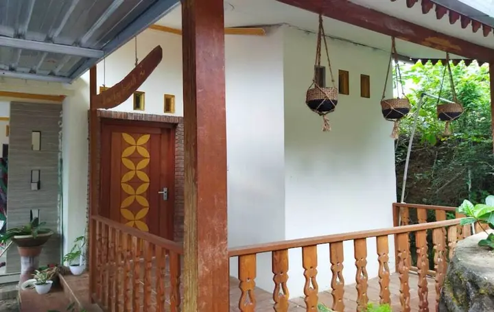 Боробудур: Borobudur Kampung Homestay - Ismudi