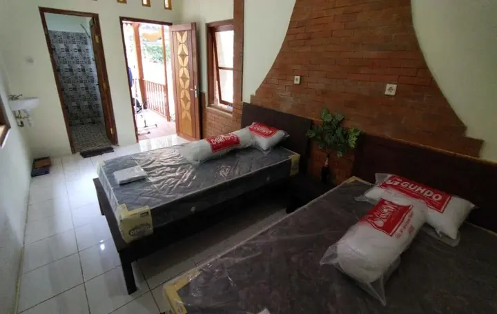 Боробудур: Borobudur Kampung Homestay - Ismudi