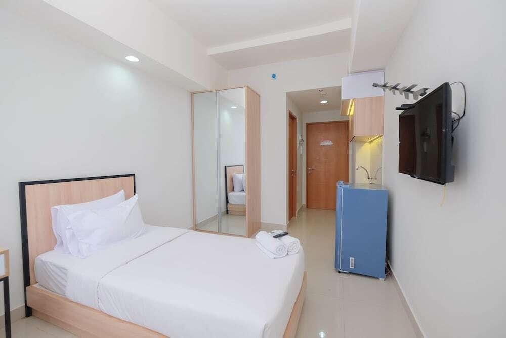 Депок: Best Choice Studio at Evenciio Apartment near UI