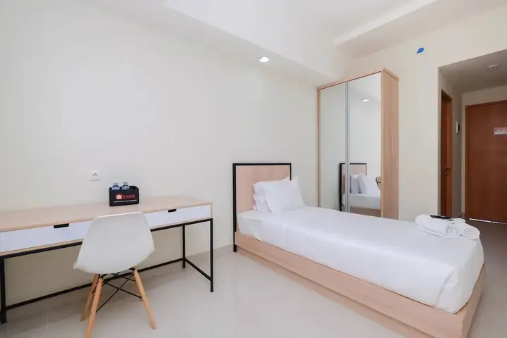 Best Choice Studio at Evenciio Apartment near UI — фото 4