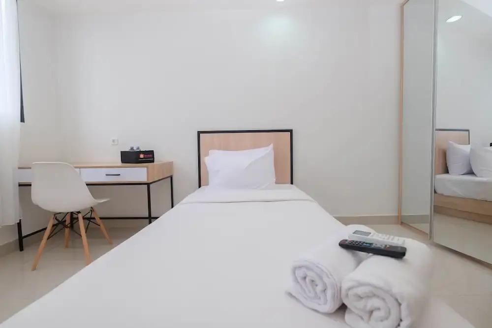 Pleasurable Studio at Evenciio Apartment near Campus Area — фото 2
