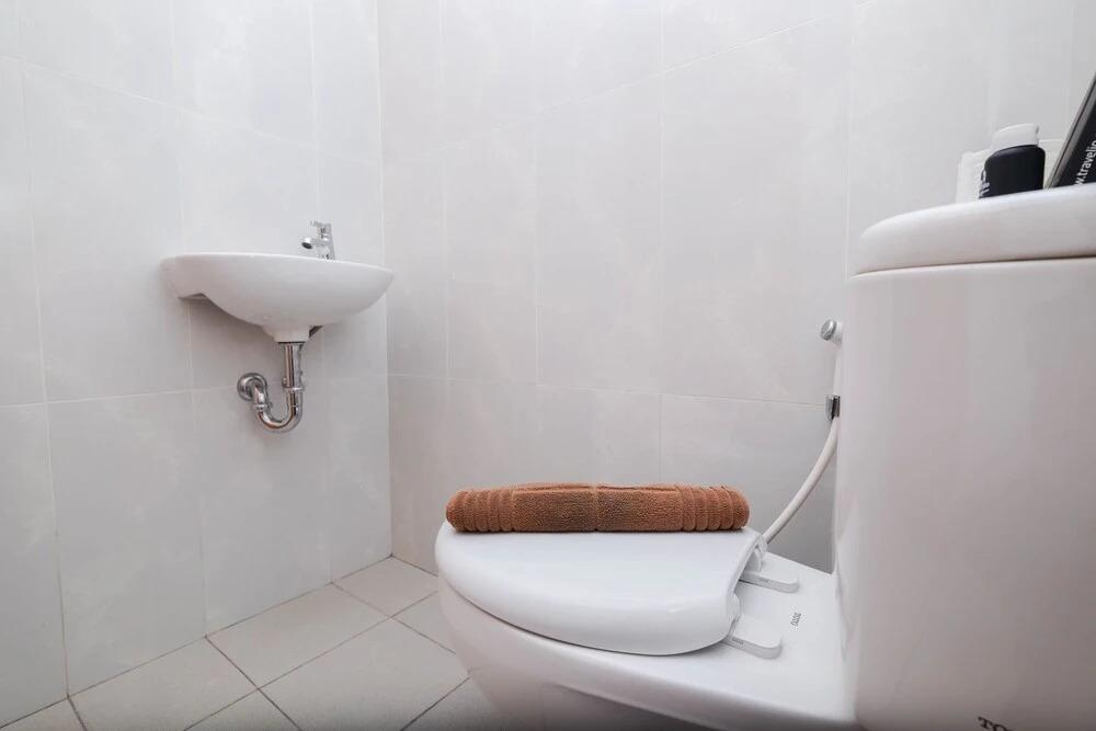 Депок: Cozy Studio at Evenciio Apartment near UI