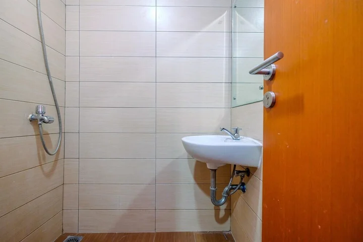 Депок: Cozy Living and Homey Studio Apartment at Margonda Residence 5