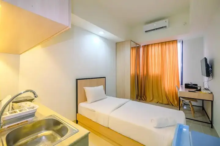 Best Deal Studio at Evenciio Apartment near Campus Area — фото 5