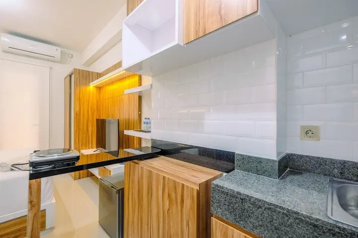 Депок: Comfortable and Cozy Studio Room at Transpark Cibubur Apartment