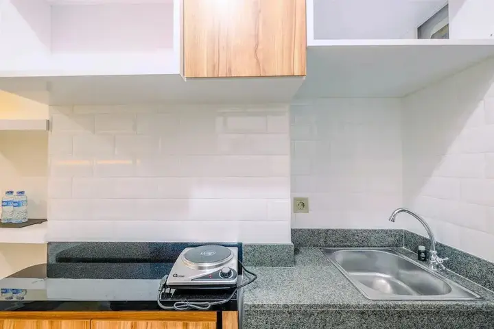 Депок: Comfortable and Cozy Studio Room at Transpark Cibubur Apartment