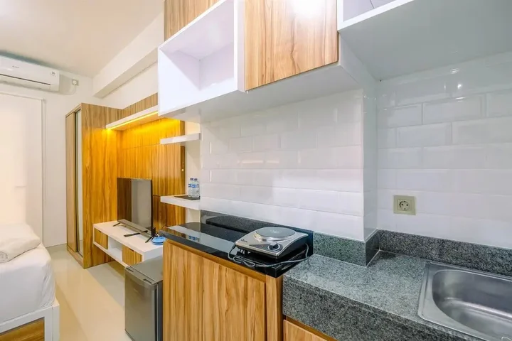 Депок: Comfortable and Cozy Studio Room at Transpark Cibubur Apartment