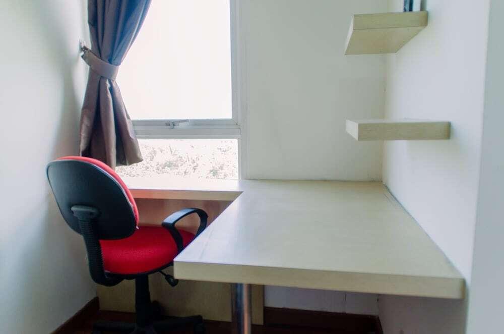 Comfortable and Simply Studio Apartment at Tamansari Skylounge — фото 4