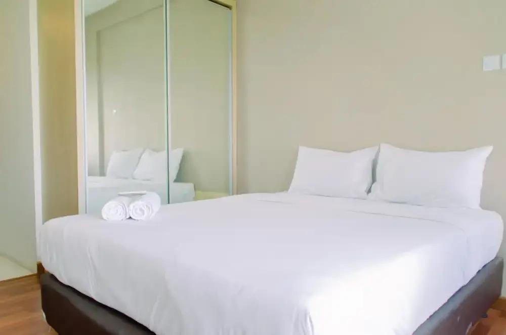 Comfortable and Simply Studio Apartment at Tamansari Skylounge — фото 3