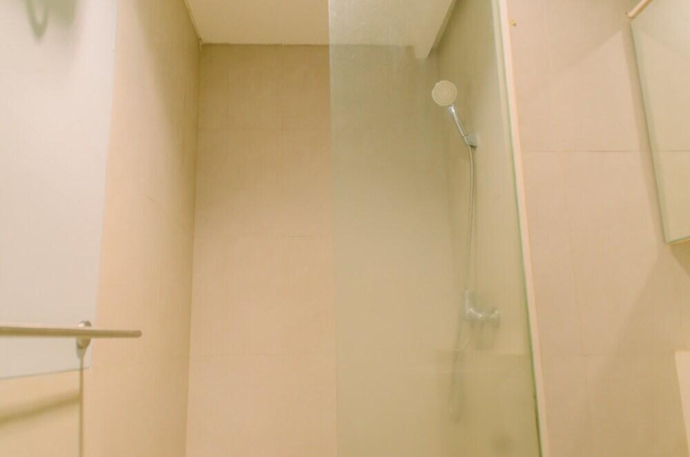Тангеранг: Fancy and Nice 1BR Apartment at Silkwood Residence