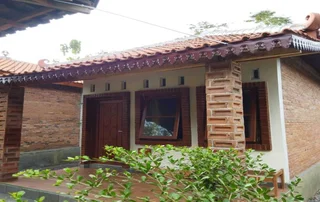 Боробудур: Borobudur Kampung Homestay - Intoyo