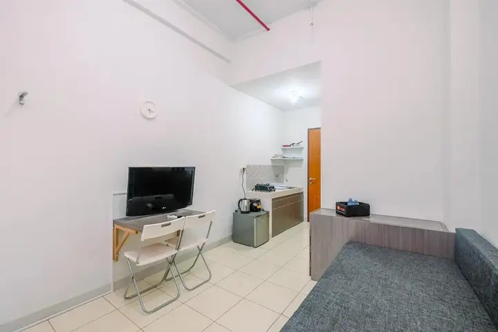 Comfortable and Minimalist Studio at Dave Apartment — фото 3