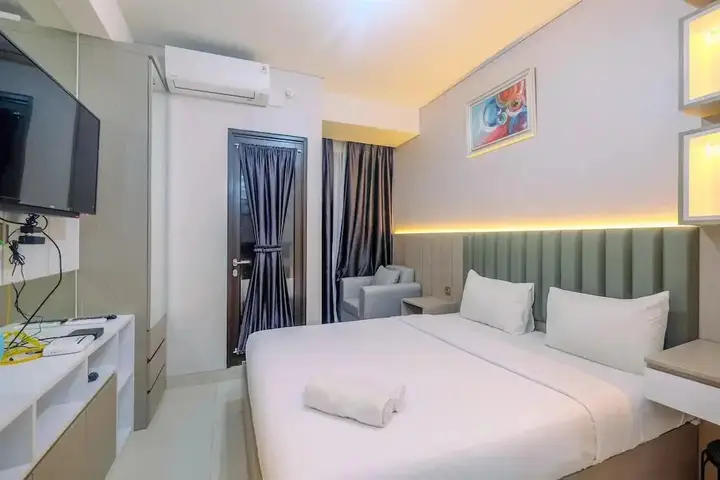 Nice and Comfy Studio Apartment at Transpark Cibubur — фото 4