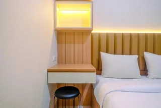 Депок: Homey and Stylish Studio Room at Transpark Cibubur Apartment