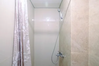 Депок: Homey and Stylish Studio Room at Transpark Cibubur Apartment