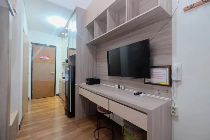 Депок: Comfortable and Cozy Stay Studio at Dave Apartment