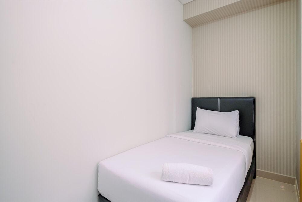 Депок: Elegant and Comfy 3BR Transpark Cibubur Apartment