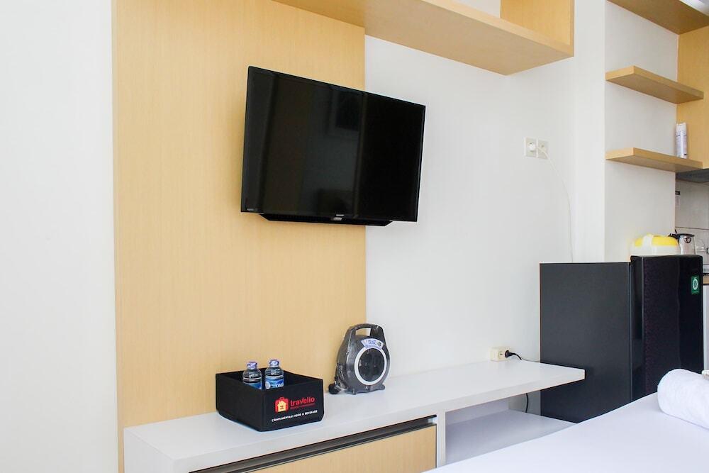 Simple And Comfort Studio At Riverview Jababeka Apartment — фото 1