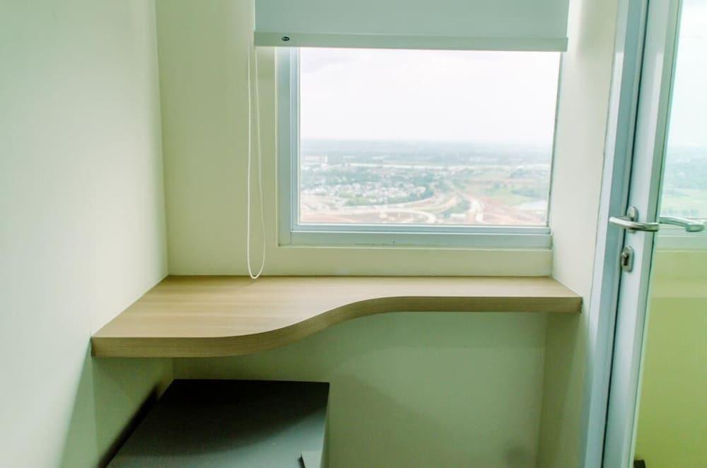 Legok: Comfortable And Simply Studio At B Residence
