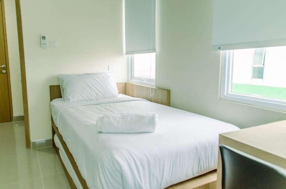 Legok: Comfortable And Simply Studio At B Residence