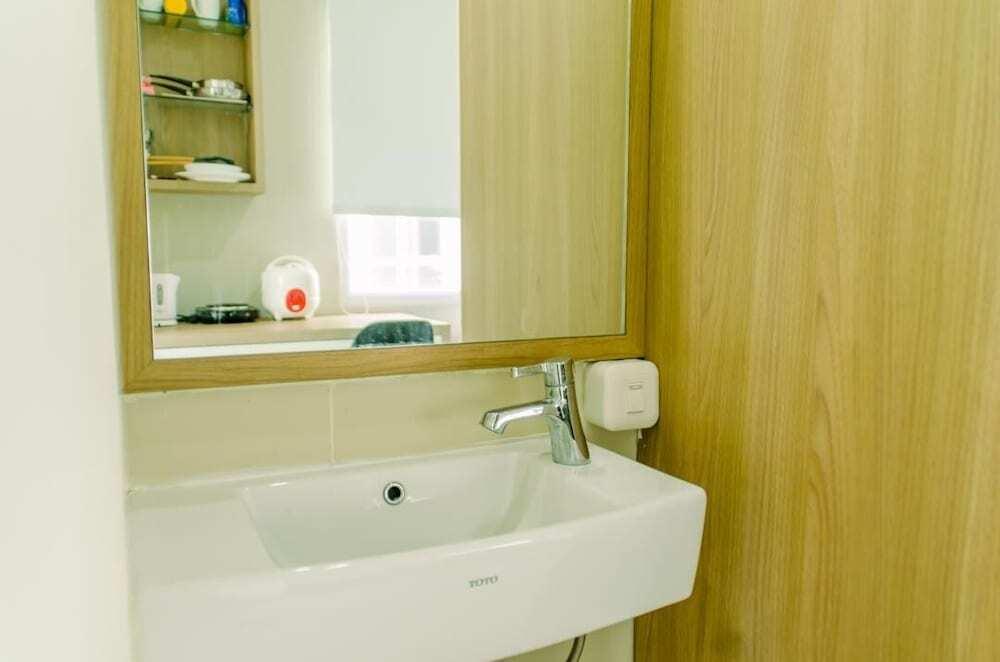 Legok: Comfortable And Simply Studio At B Residence