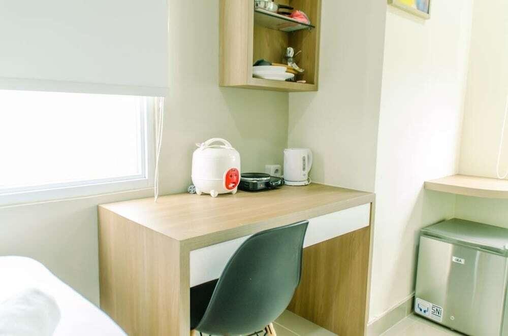Legok: Comfortable And Simply Studio At B Residence