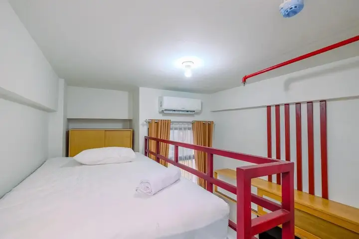 Minimalist And Homey Studio At Dave Apartment — фото 1