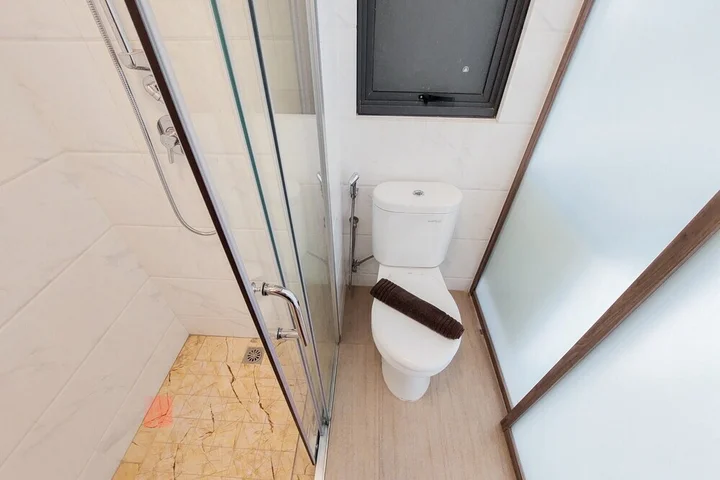 Legok: Fully Furnished with Cozy Design 2BR at Sky House BSD Apartment