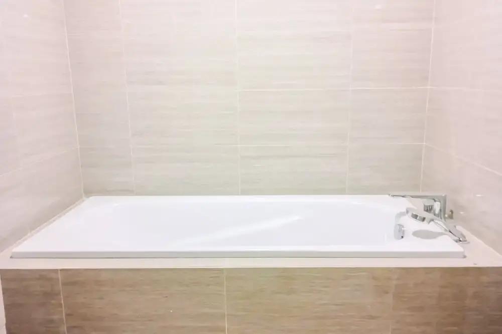 Тангеранг: Spacious and Nice 3BR at Hillcrest House Apartment