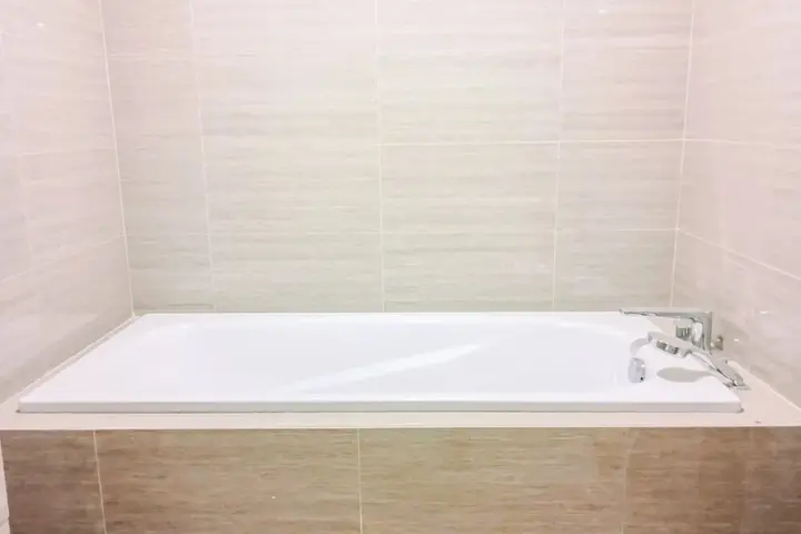 Тангеранг: Spacious and Elegant 4BR at Hillcrest House Apartment