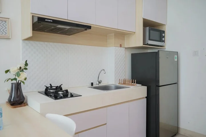 Тангеранг: Comfy and Tidy 1BR Apartment at Tree Park City BSD