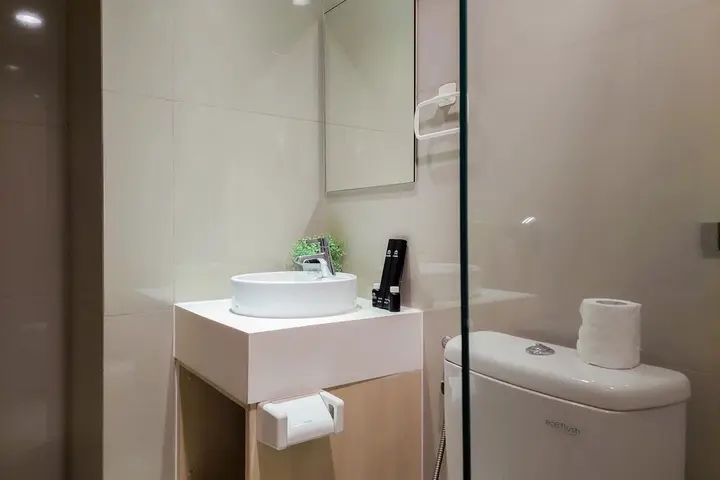 Тангеранг: Comfy and Tidy 1BR Apartment at Tree Park City BSD
