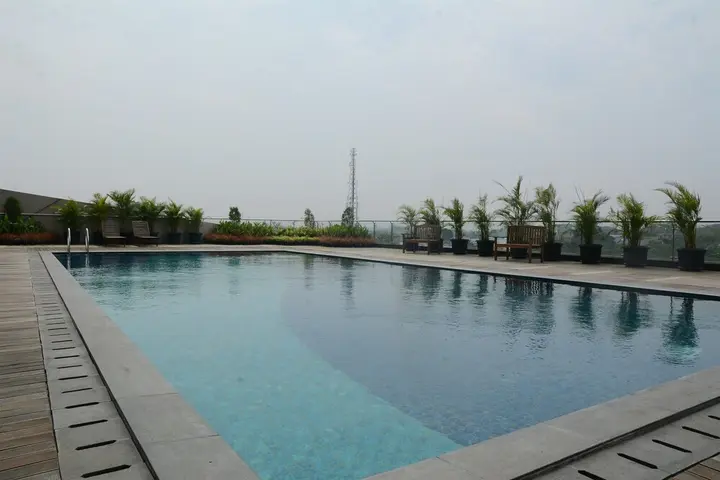 Тангеранг: Comfy and Tidy 1BR Apartment at Tree Park City BSD