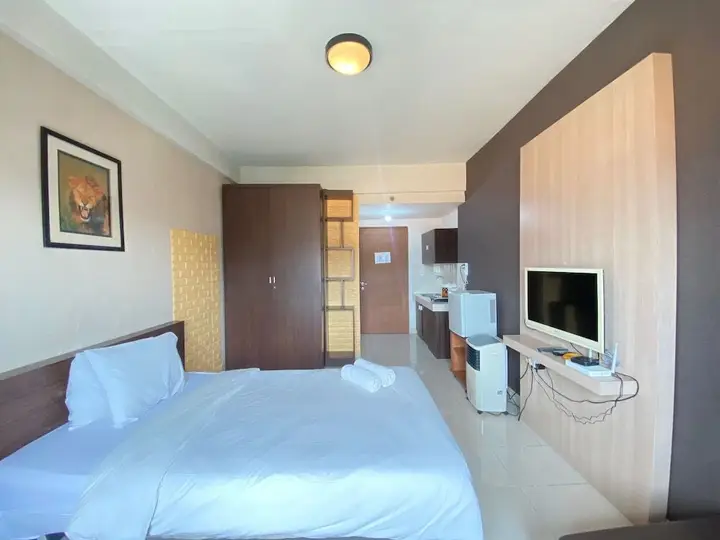 Bright Studio Room at Pinewood Apartment — фото 3