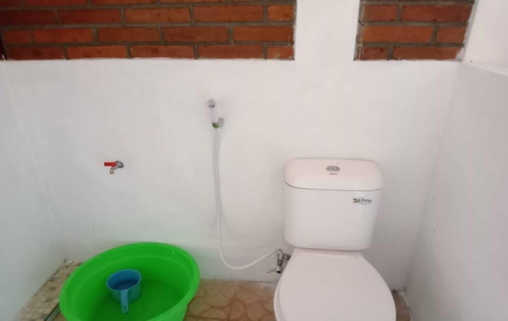 Батуретно: Binakarya Homestay Syariah