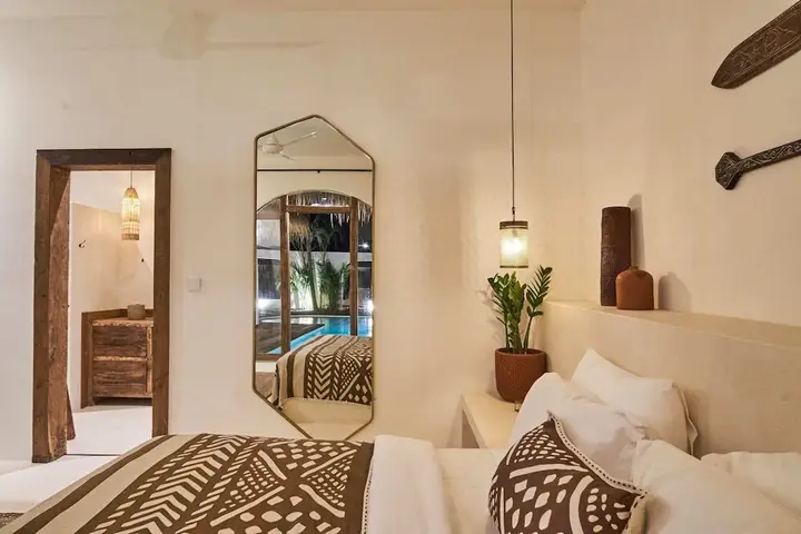 Stunning 4BR Villa With Rice Field View in Umalas — фото 4