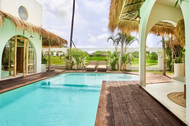 Керобокан: Stunning 4BR Villa With Rice Field View in Umalas