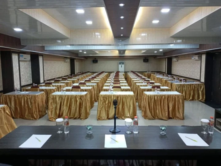Медан: Hotel Grand Darussalam Syariah