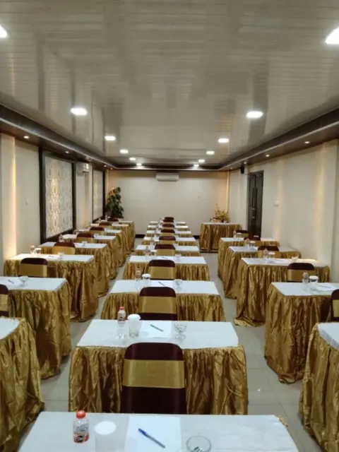 Медан: Hotel Grand Darussalam Syariah